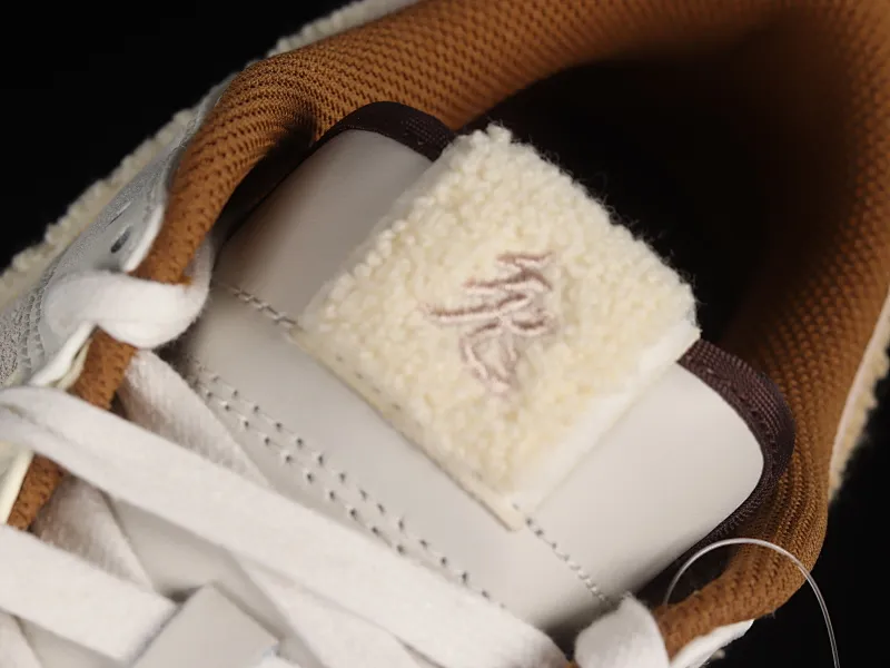 All categories Nk SB Dunk series Nk SB Dunk Low low-top sneakers M version pure original Nk Dunk Low "Year of the Rabbit" Year of the Rabbit Sui Rabbit theme SB low-top sports and leisure sneakers FD4203-211